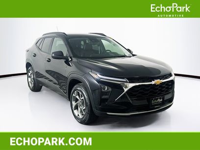 Used 2025 Chevrolet Trax LT