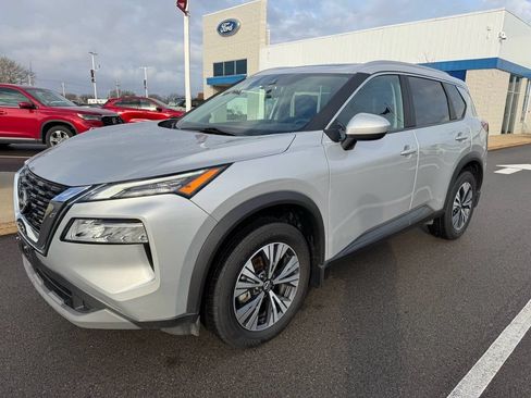 Used 2023 Nissan Rogue SV w/ SV Premium B Package AWD/4WD image 4