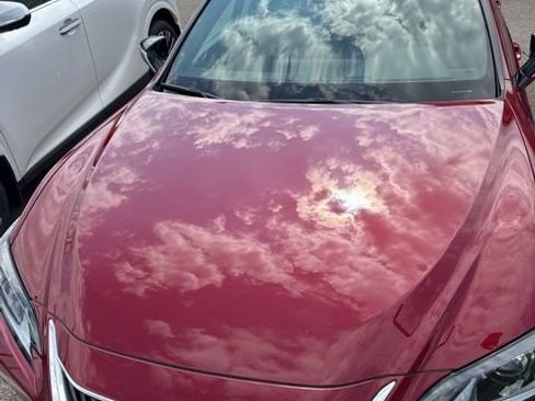 Used 2021 Lexus ES 300h w/ Premium Package image 2