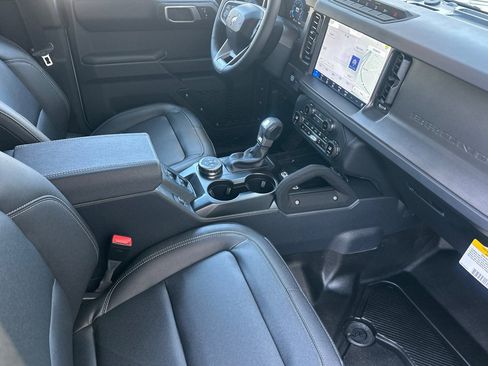 New 2026 Ford Bronco Badlands w/ Sasquatch Package AWD/4WD image 15