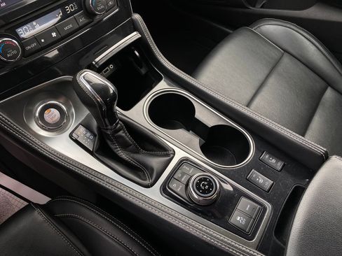 Used 2023 Nissan Maxima SL image 17