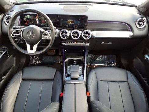 Used 2022 Mercedes-Benz GLB 250 image 18