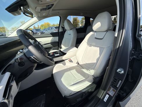 New 2026 Hyundai Tucson Limited image 14