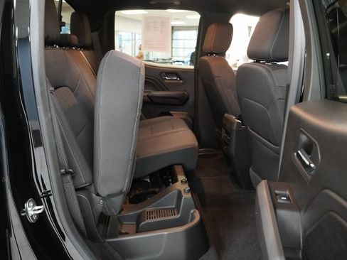 Used 2023 Chevrolet Colorado LT w/ LT Convenience Package II image 30