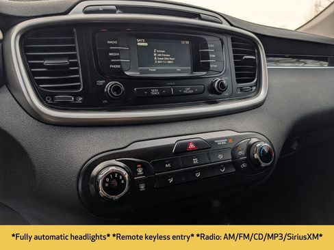Used 2016 Kia Sorento LX image 5