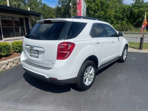 Used 2017 Chevrolet Equinox LT w/ Convenience Package FWD image 7