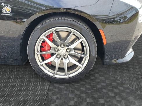 Used 2025 Dodge Charger R/T Scat Pack w/ Track Pack image 6