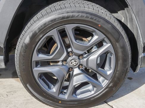 Used 2024 Toyota RAV4 Adventure image 10