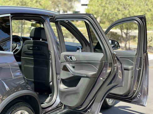 Used 2020 BMW X5 sDrive40i w/ Premium Package RWD image 43