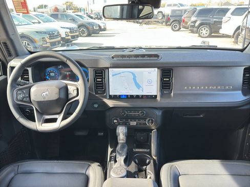 New 2025 Ford Bronco Badlands AWD/4WD image 35