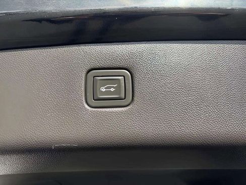 Used 2020 Chevrolet Blazer Premier w/ Driver Confidence II Package image 20