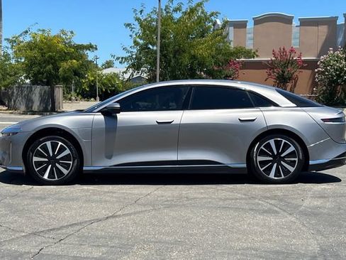 Used 2024 Lucid Air Touring AWD/4WD image 7
