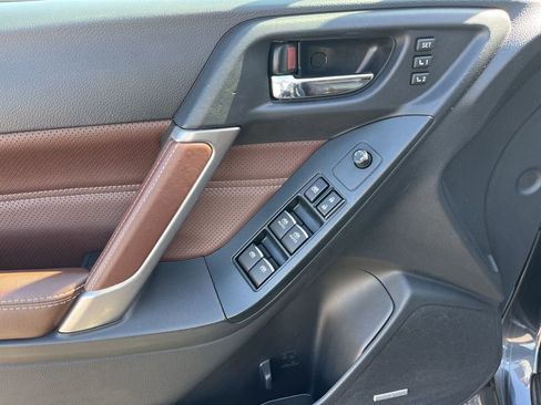 Used 2017 Subaru Forester 2.5i Touring image 11