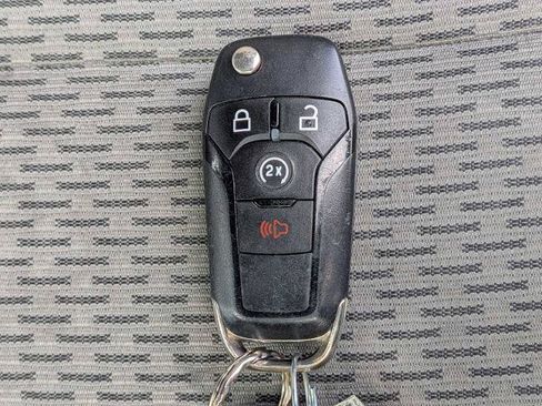 Certified 2017 Ford F350 XLT AWD/4WD image 27