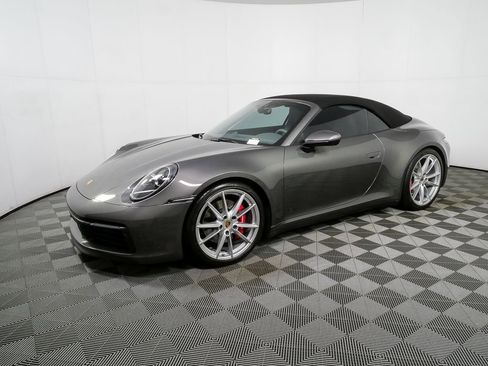 Certified 2021 Porsche 911 Carrera S RWD image 2