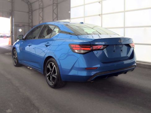Used 2024 Nissan Sentra SV FWD image 4