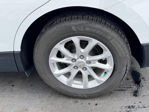 Used 2018 Chevrolet Equinox LT image 5