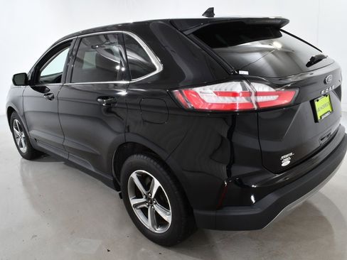 Used 2024 Ford Edge SEL w/ Convenience Package image 15