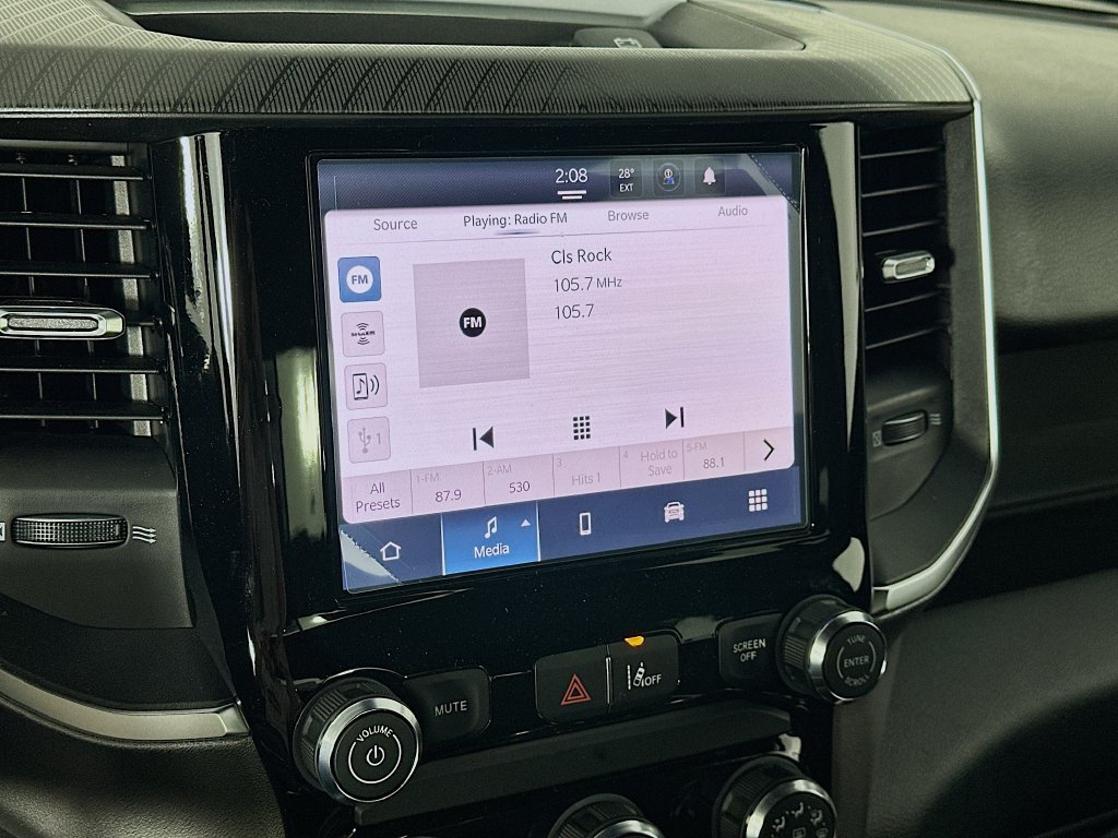 New 2026 RAM 1500 Express AWD/4WD image 13