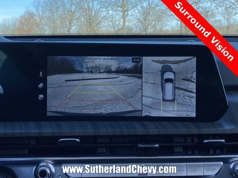 Used 2025 Kia Telluride AWD image 32