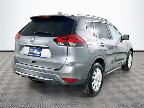 Used 2018 Nissan Rogue SV w/ Premium Package image 7