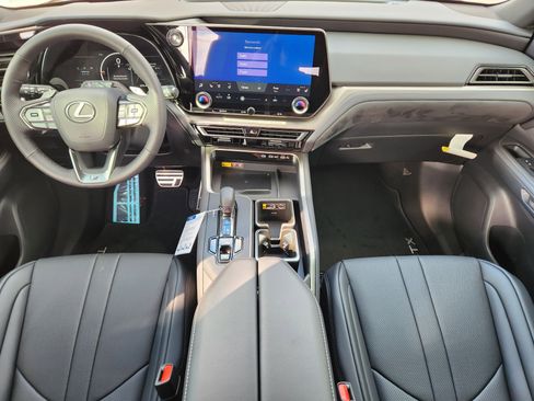 New 2026 Lexus TX 500h AWD image 24