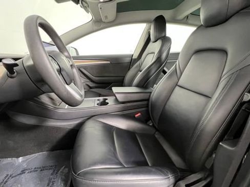Used 2022 Tesla Model 3 Long Range image 10