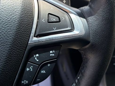 Used 2020 Ford Edge SEL w/ Convenience Package AWD/4WD image 18