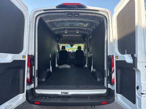 New 2025 Ford Transit 150 148 Medium Roof w/ Load Area Protection Package image 30