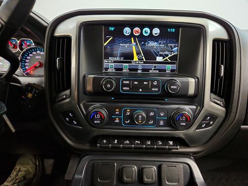 Used 2019 Chevrolet Silverado 2500 LTZ w/ Duramax Plus Package AWD/4WD image 18