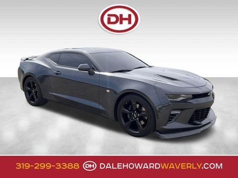 Used 2018 Chevrolet Camaro SS RWD image 1