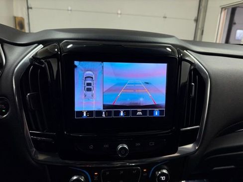 Certified 2022 Chevrolet Traverse RS image 19