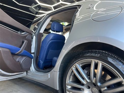 Used 2018 Maserati Ghibli S Q4 image 17