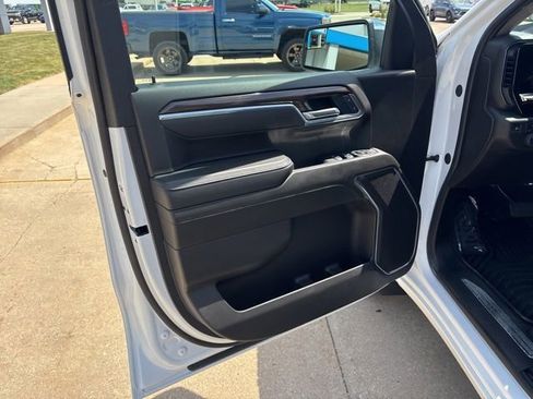 Used 2025 Chevrolet Silverado 1500 LT w/ Work Truck Package AWD/4WD image 13