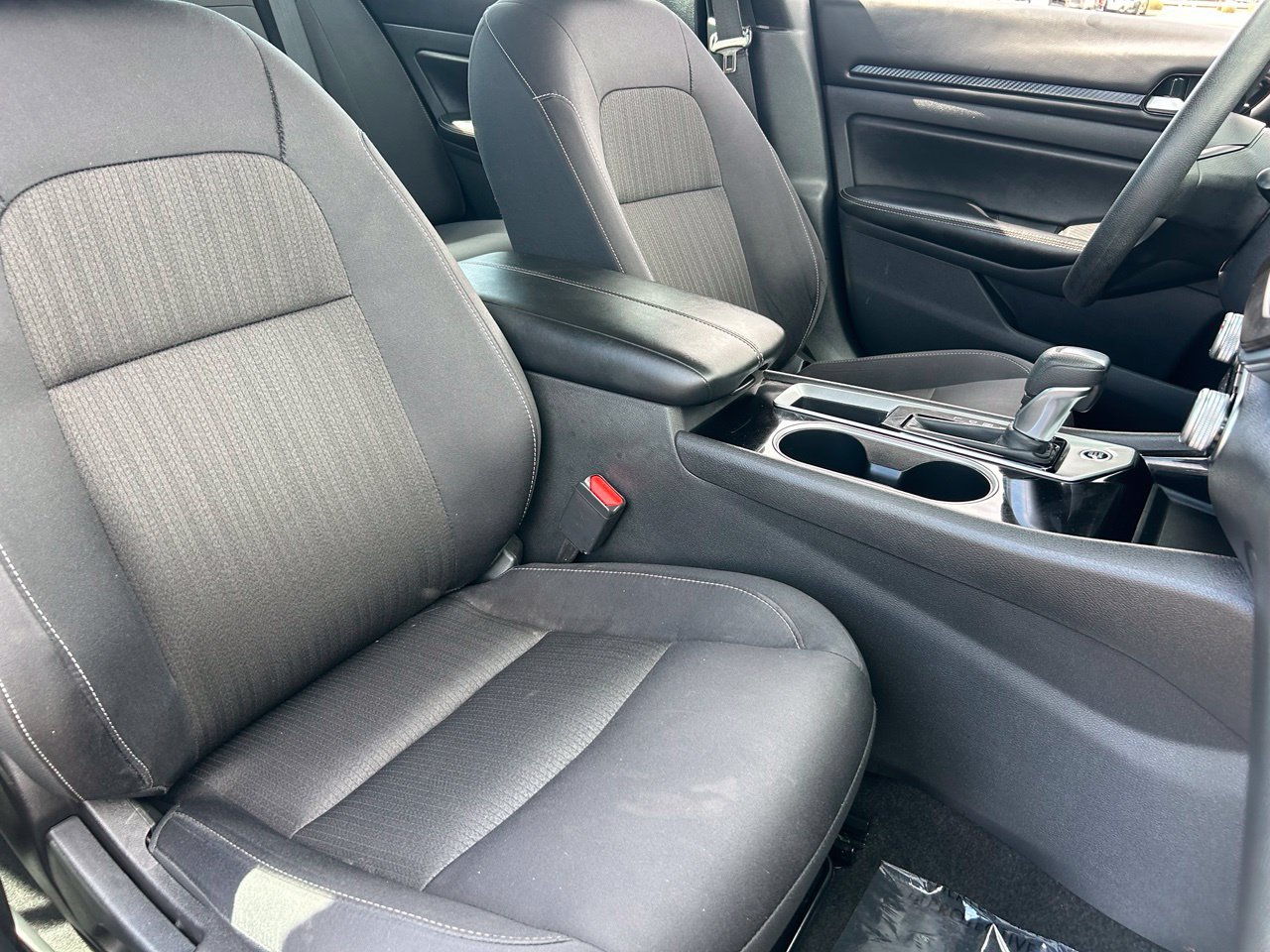 Certified 2024 Nissan Altima 2.5 SV FWD image 11