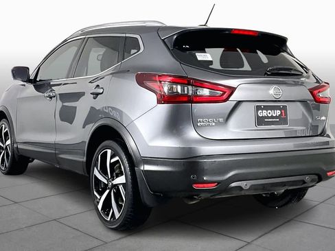 Used 2021 Nissan Rogue Sport SL w/ Premium Package image 12