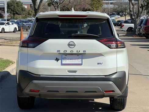Certified 2023 Nissan Rogue SV image 5