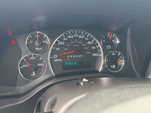 Certified 2025 Chevrolet Express 3500 LT w/ LT Preferred Equipment Group RWD image 20