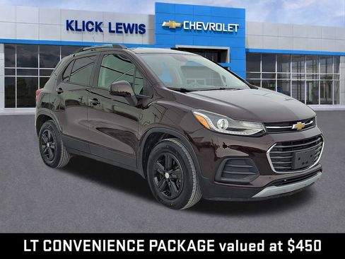 Used 2021 Chevrolet Trax LT w/ LT Convenience Package image 1