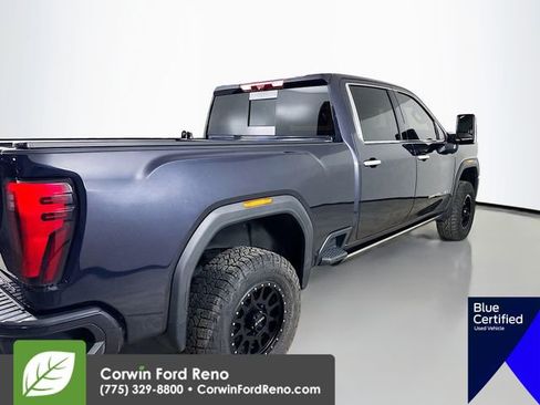 Used 2025 GMC Sierra 2500 Denali Ultimate image 9