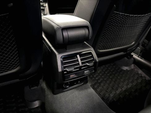 Used 2025 Audi Q3 2.0T Premium AWD/4WD image 34