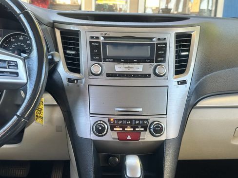 Used 2013 Subaru Outback 2.5i Premium image 21