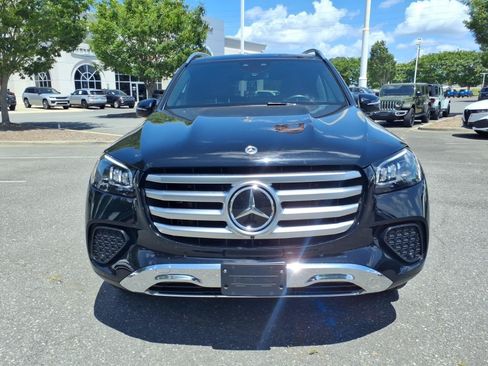 Used 2025 Mercedes-Benz GLS 450 4MATIC image 13