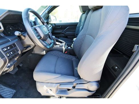 Used 2025 Toyota Tacoma SR image 6