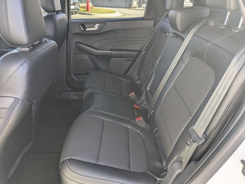 New 2024 Ford Escape SE image 16