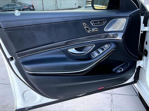 Used 2017 Mercedes-Benz S 63 AMG 4MATIC Sedan image 22