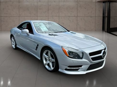 Used 2013 Mercedes-Benz SL 550 w/ Premium Pkg image 13