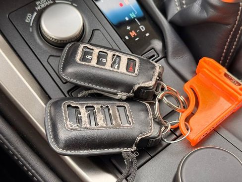 Used 2017 Lexus NX 200t 200t image 35