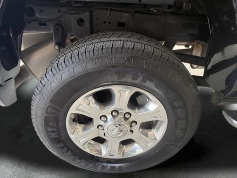 Used 2025 RAM 2500 Big Horn AWD/4WD image 19