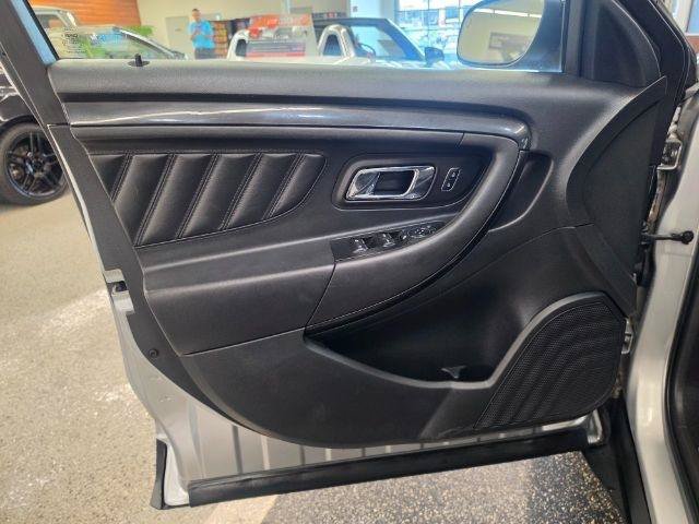 Used 2015 Ford Taurus SHO w/ Equipment Group 401A AWD/4WD image 35